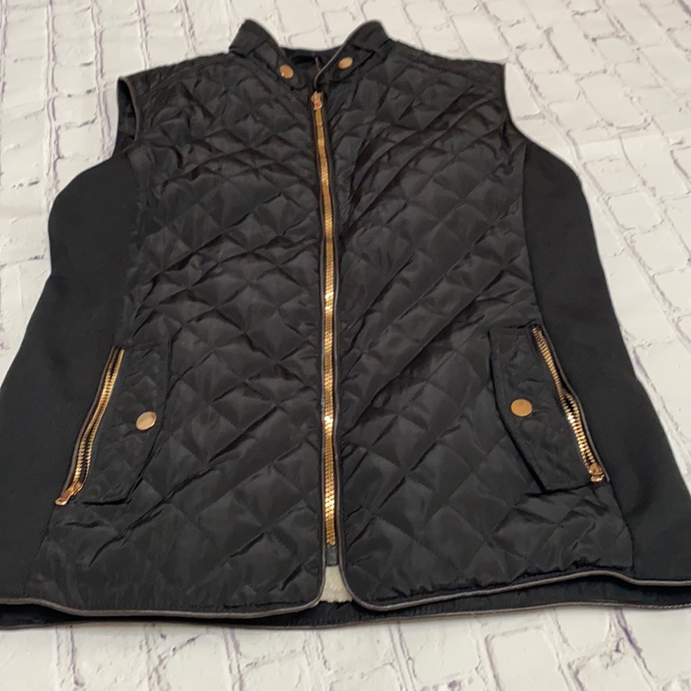 Unknown brand vest